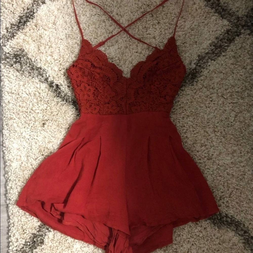 Lulu's Rust Red Romper - Picture 2 of 6